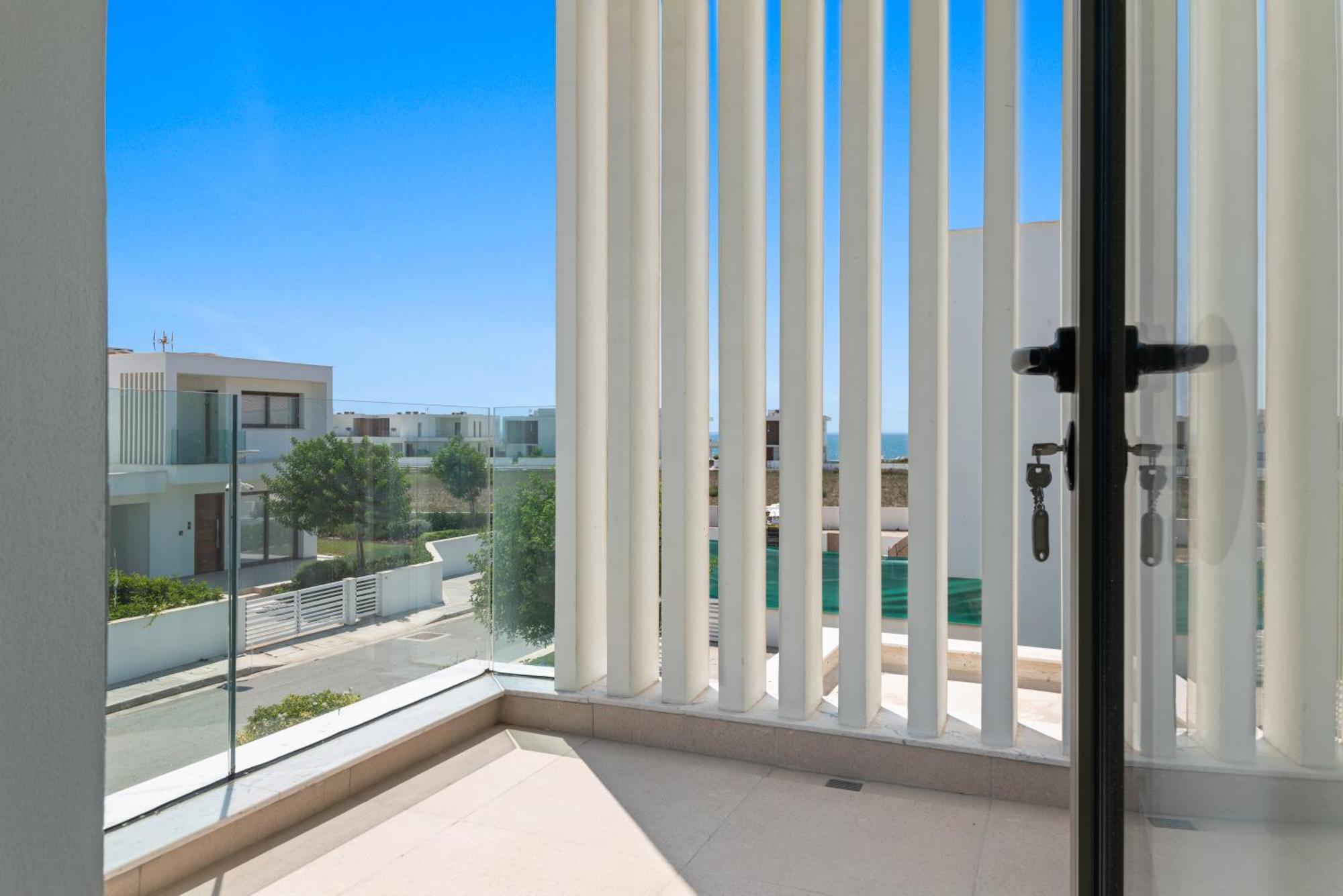 Serenity Waves Villa 17 Larnaca Eksteriør billede